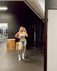 Peachy Scrunch Leggings