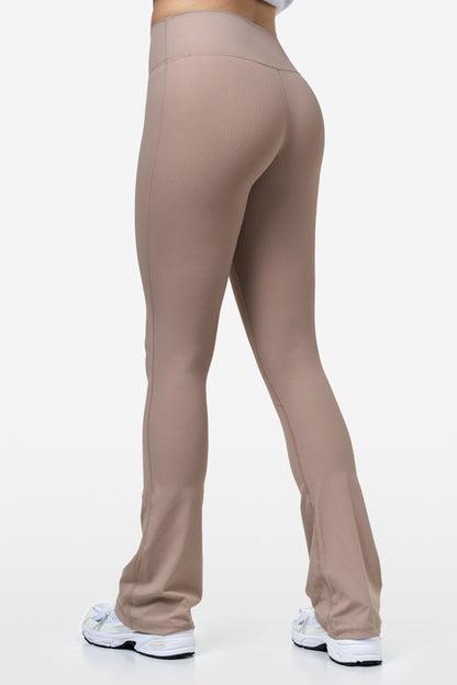 Beige Ribbed Flare Leggings - for dame - Famme - Leggings